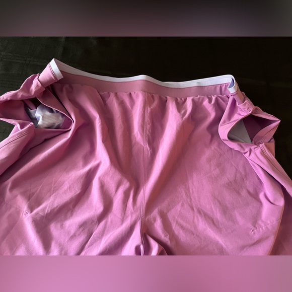 Fabletics Fundamental Shorts 3 X - Picture 4 of 13